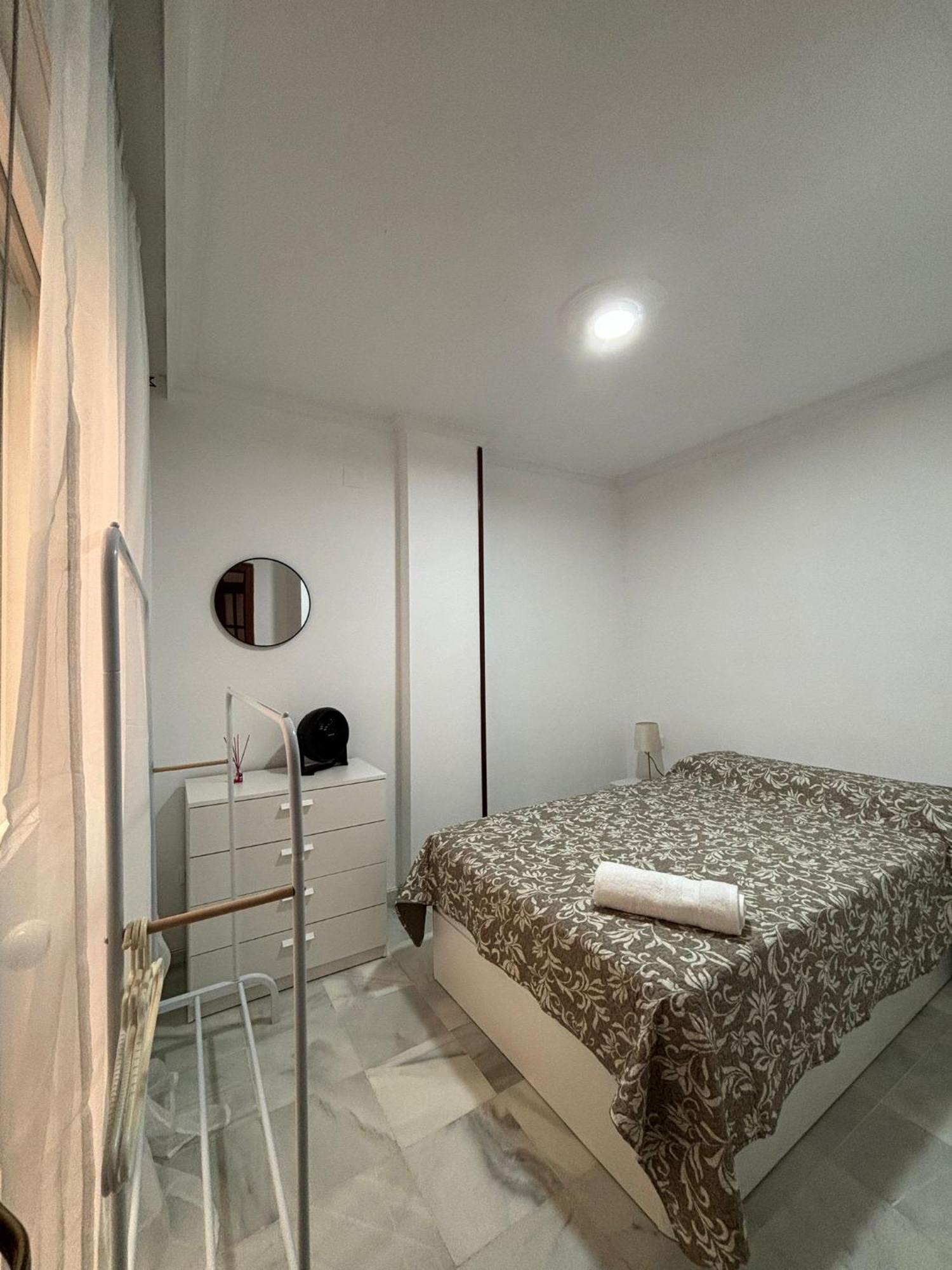 Amplio Piso Centrico Apartment Уелва Екстериор снимка