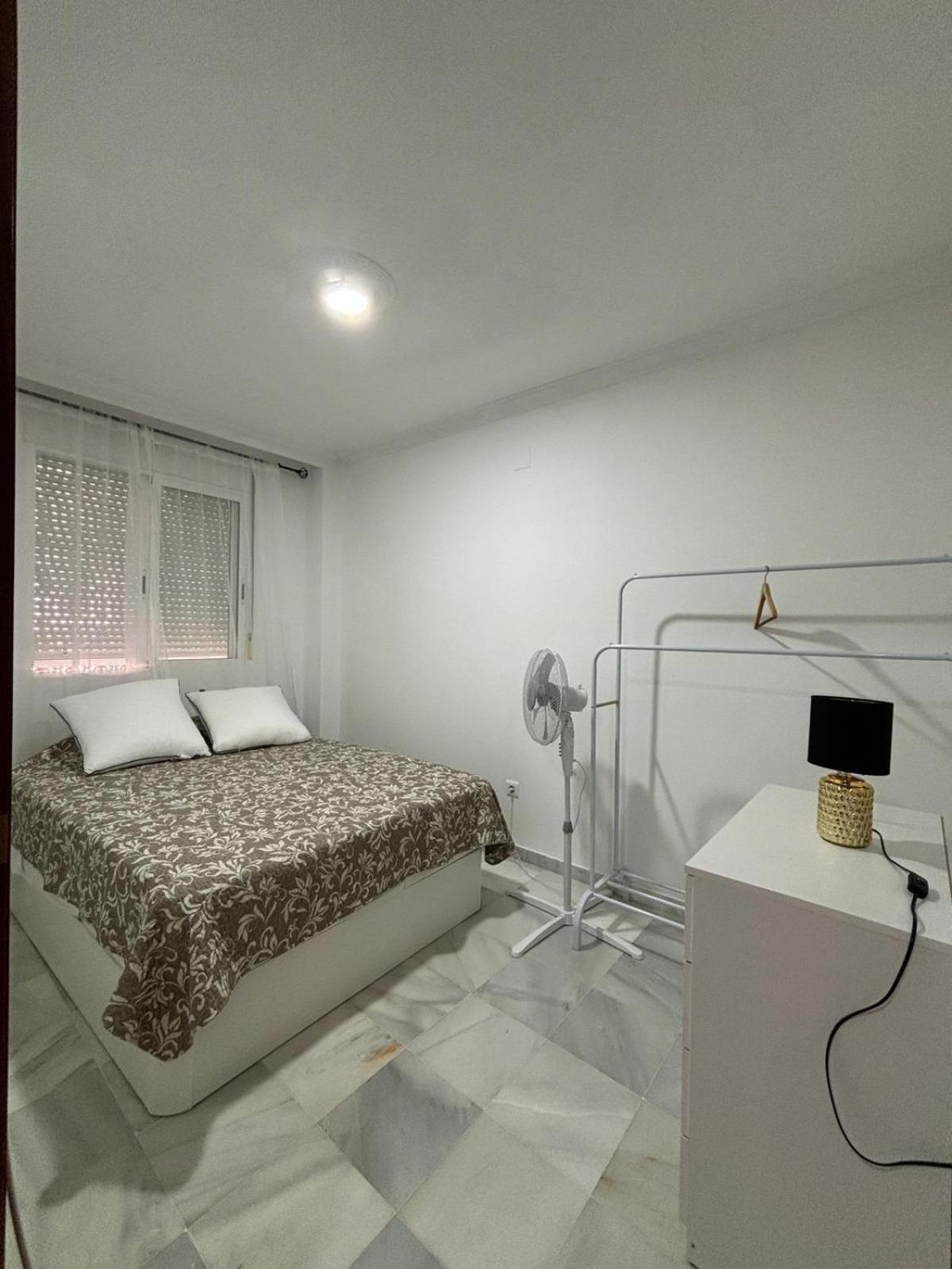 Amplio Piso Centrico Apartment Уелва Екстериор снимка